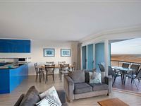 3 Bedroom Penthouse Apartment Lounge-BreakFree Great Sandy Straits
